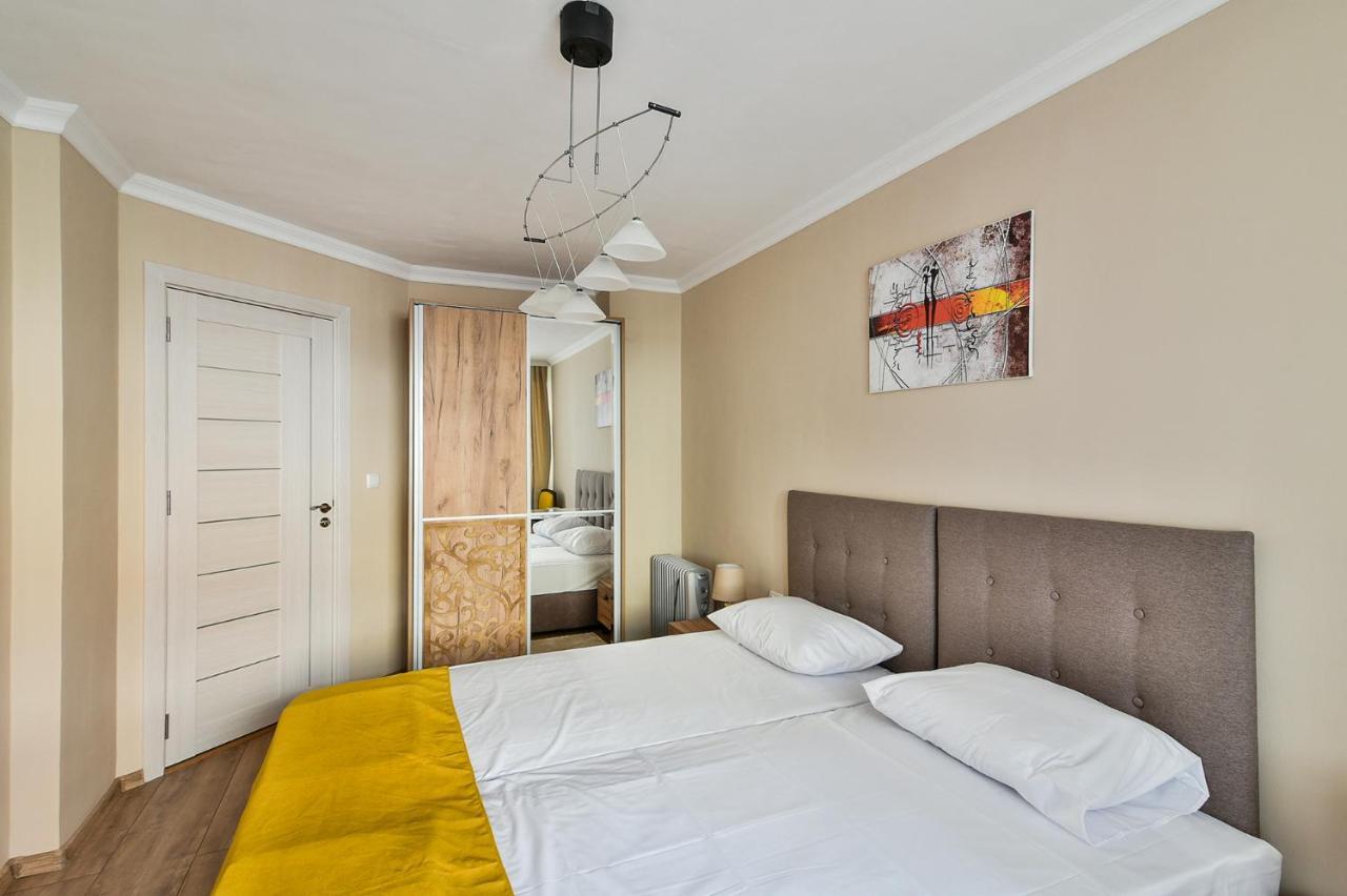 Top Location Flats In Varna Eksteriør bilde